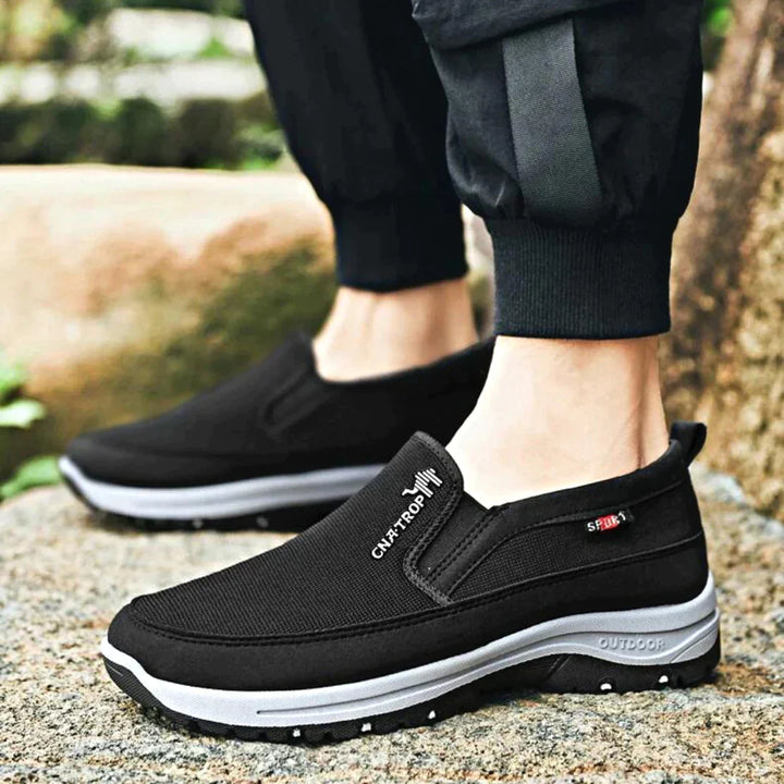 Men's Orthopedic Hiking Shoes with Non Slip Rubber Sole - photo 2