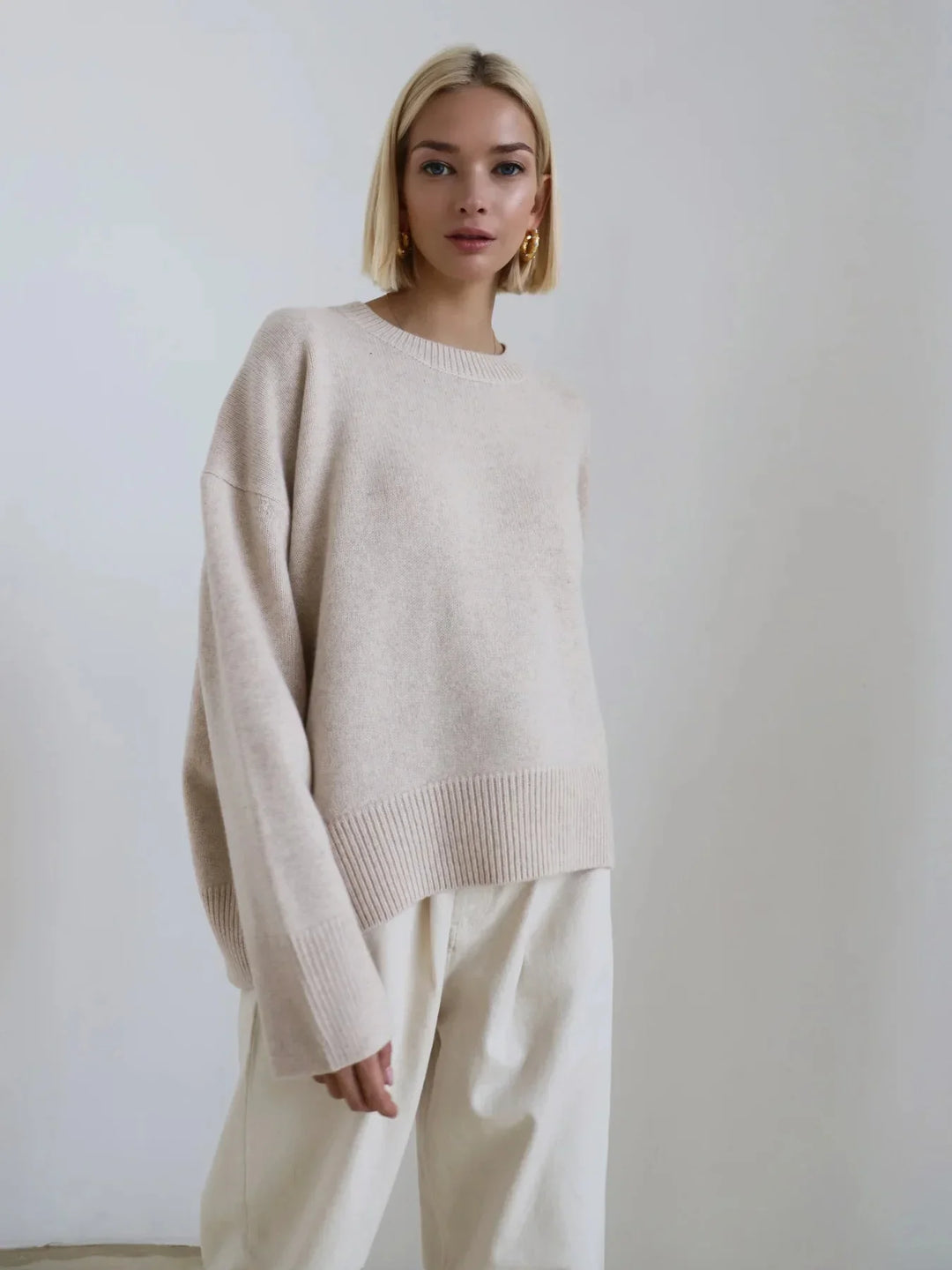 Women's Crew Neck Jumper with Oversized Fit