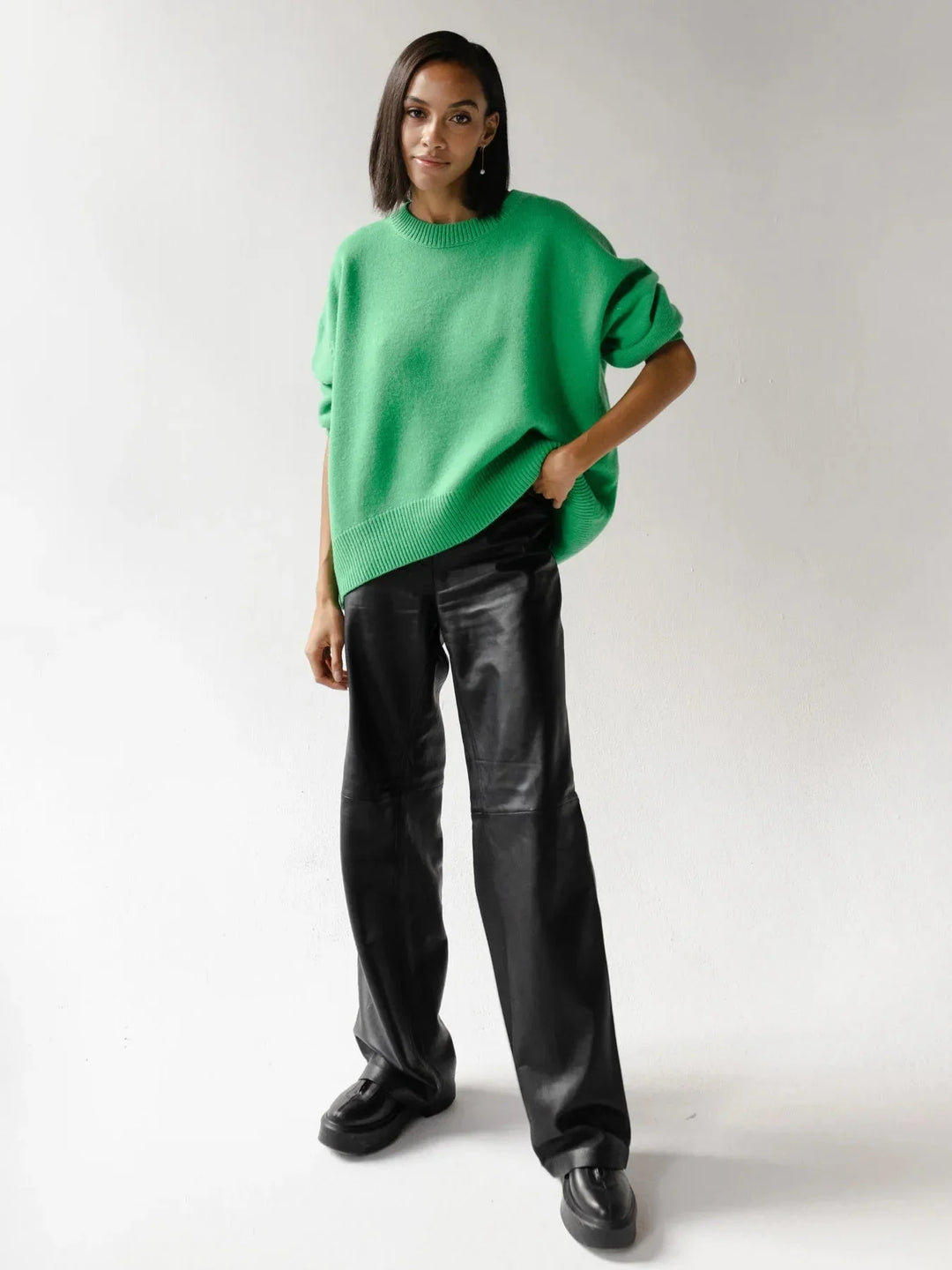 Women's Crew Neck Jumper with Oversized Fit