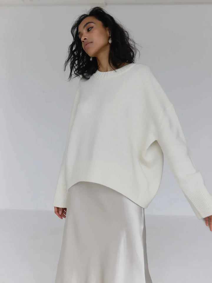 Women's Crew Neck Jumper with Oversized Fit