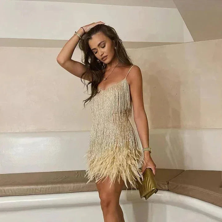 Mini abito da donna con frange e spalline sottili