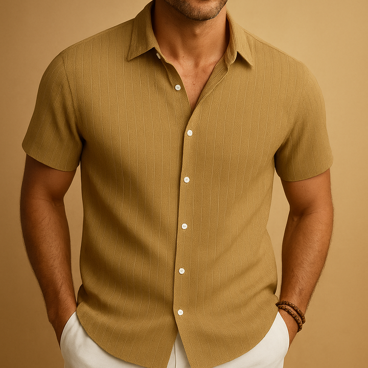 Short sleeve summer shirt for men with smart collar | Lucas