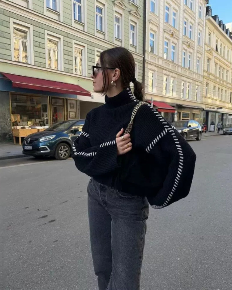 Women's Oversized Knitted Sweater with Contrast Stitch