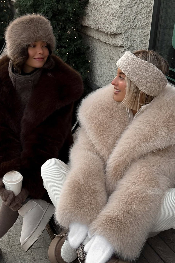 Women's Collared Coat with Faux Fur Trim - photo 8