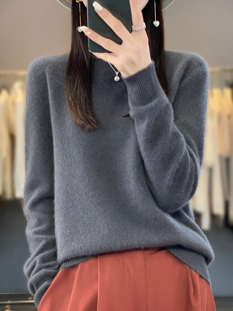 Women's Crew Neck Wool Knit Sweater - photo 12