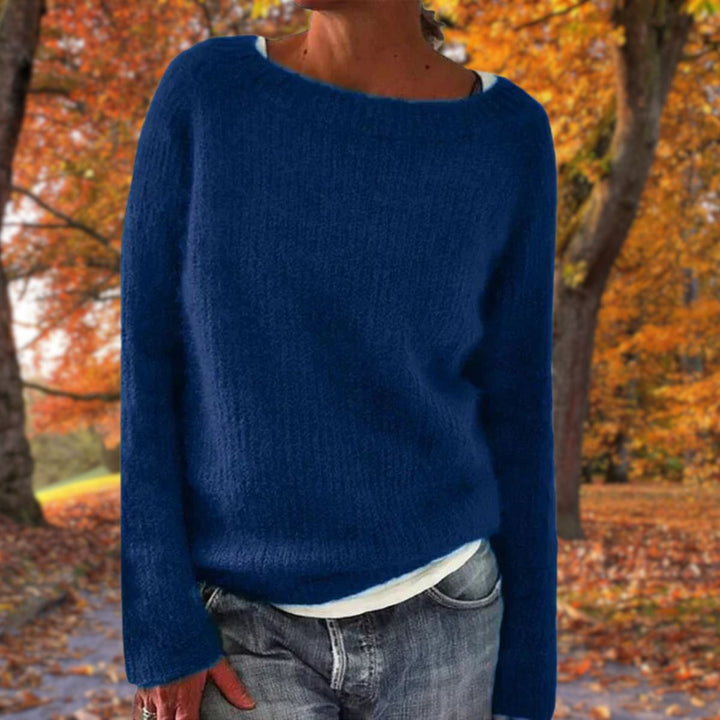 Women's Knitted Relaxed Jumper with Collar - photo 3