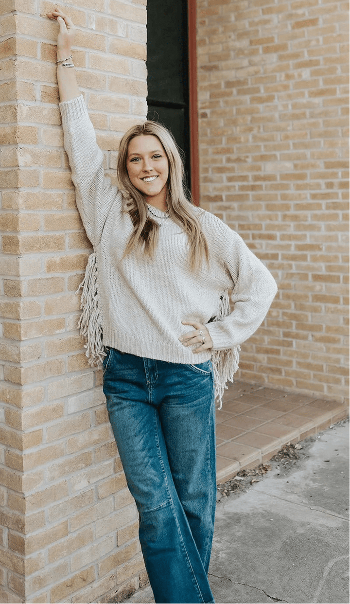 Women's Knitted Relaxed Jumper with Ruching - photo 8