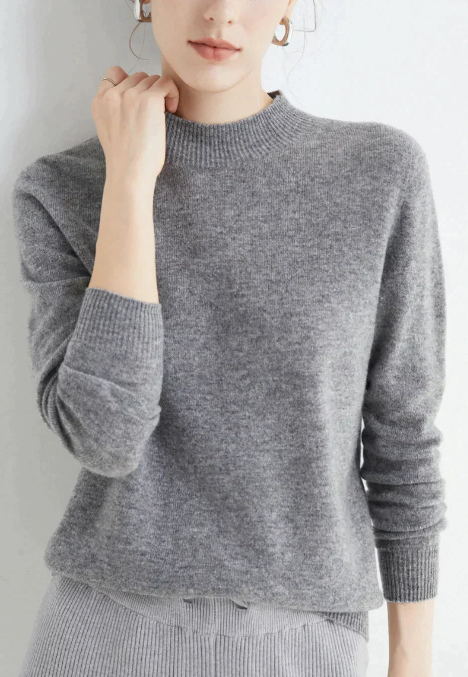 Women's Knitted Roll Neck Jumper with Long Sleeves - photo 6