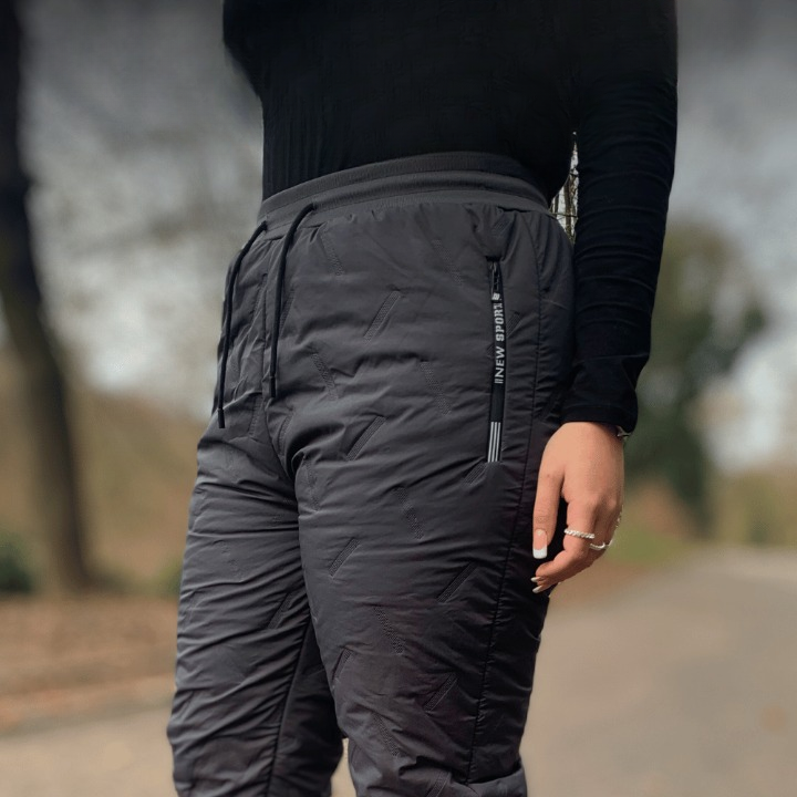 Women's Quilted Relaxed Trousers with Elasticated Waist - photo 1