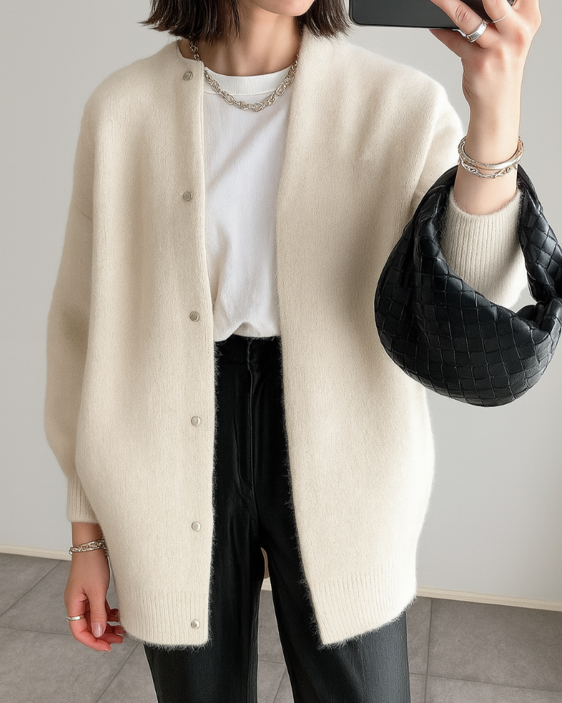 Women's Relaxed Button-Front Cardigan with Side Pockets - photo 3