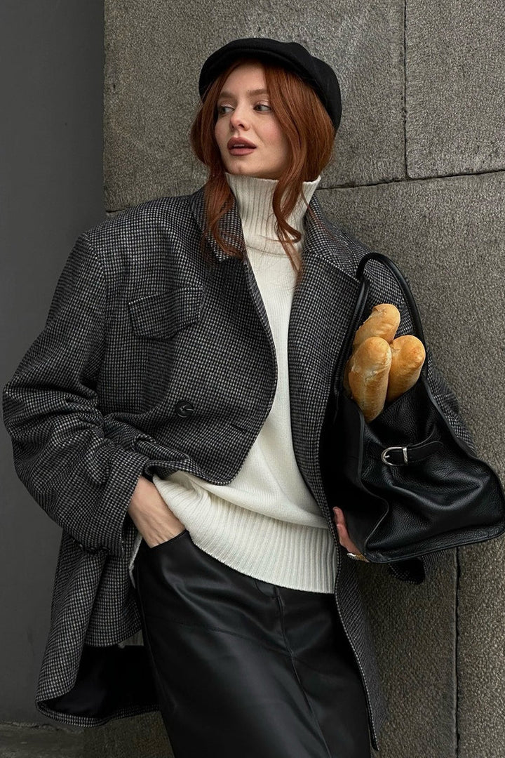 Women's Relaxed Button-Front Coat with Collar and Long Sleeves - photo 5