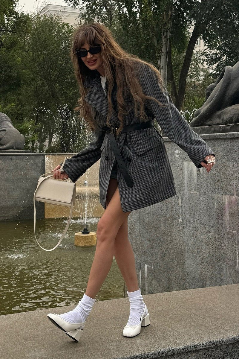 Women's Relaxed Button-Front Coat with Collar and Long Sleeves - photo 6