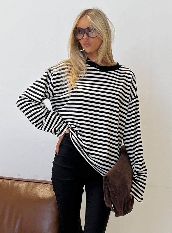 Women's Striped Knitted Jumper with Relaxed Fit and Stripe - photo 3