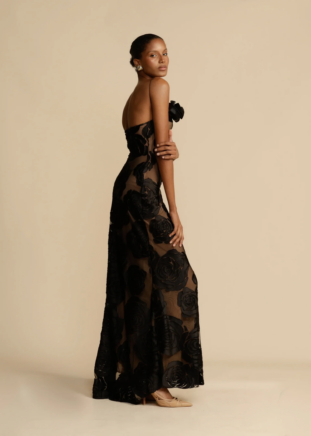 Women's Embroidered Strapless Maxi Dress with Mesh Overlay - photo 4