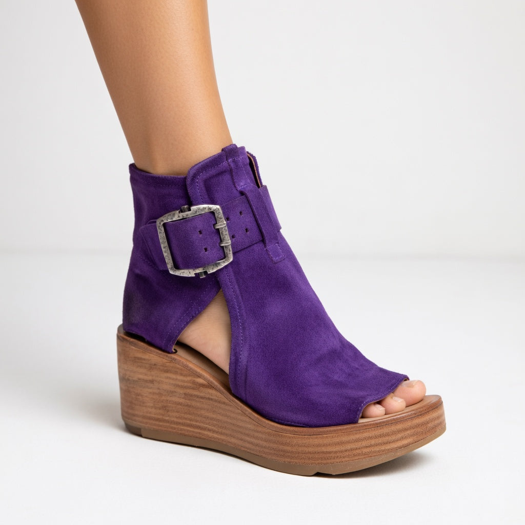Women's Winter Buckled Ankle Boots - photo 1