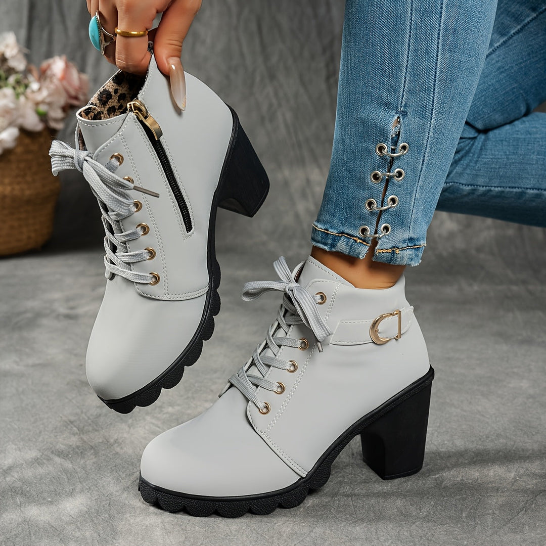 Women's Ankle Boots with Block Heel – view 11