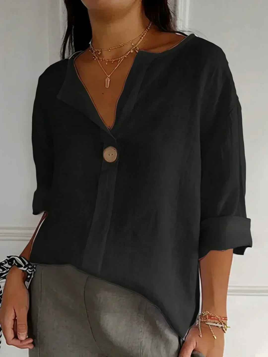 Women's Button-Front Linen Blouse with Three-Quarter Sleeves