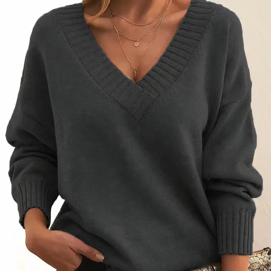 Robyn - Women's Cashmere Blend V Neck Jumper