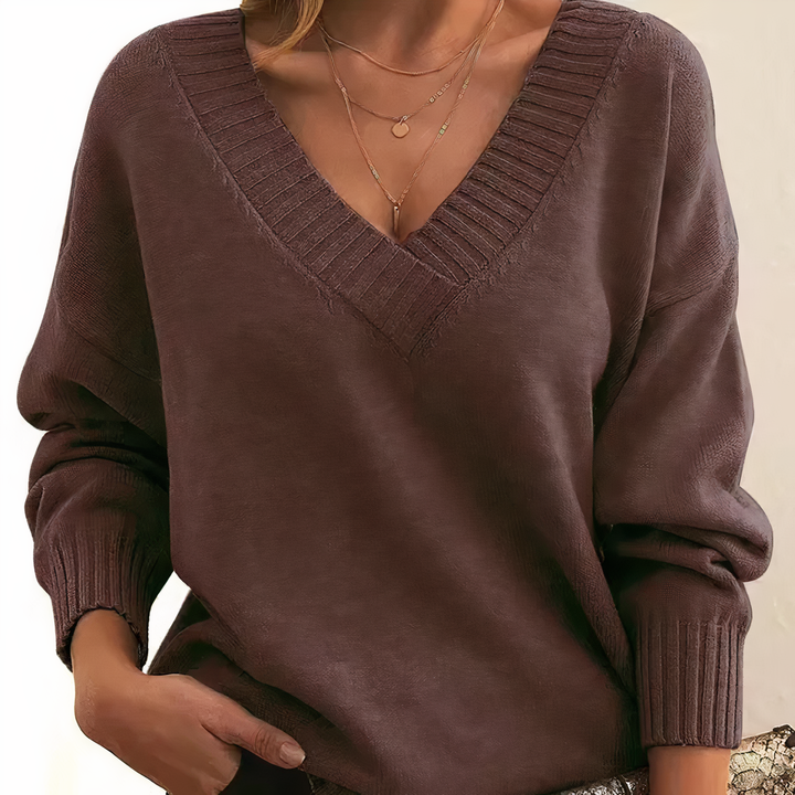 Robyn - Women's Cashmere Blend V Neck Jumper