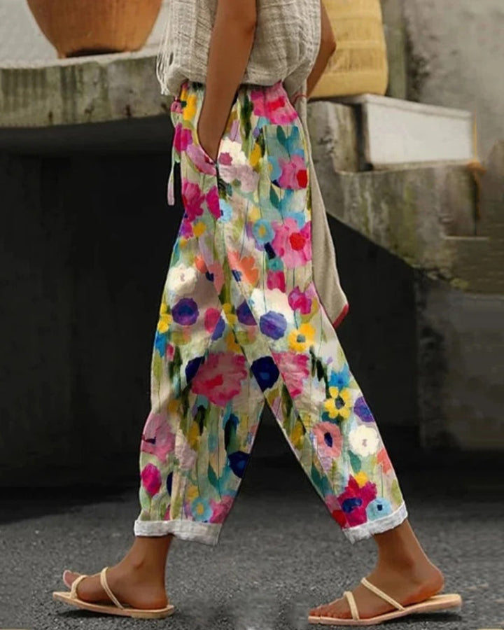 Women's Floral Print Trousers with a Relaxed Leg