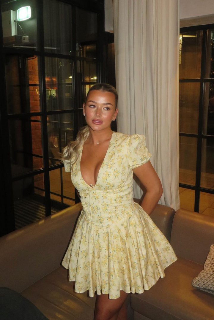 Women's Floral Mini – Puff Sleeve Deep V Open Back Summer Garden Party Dress