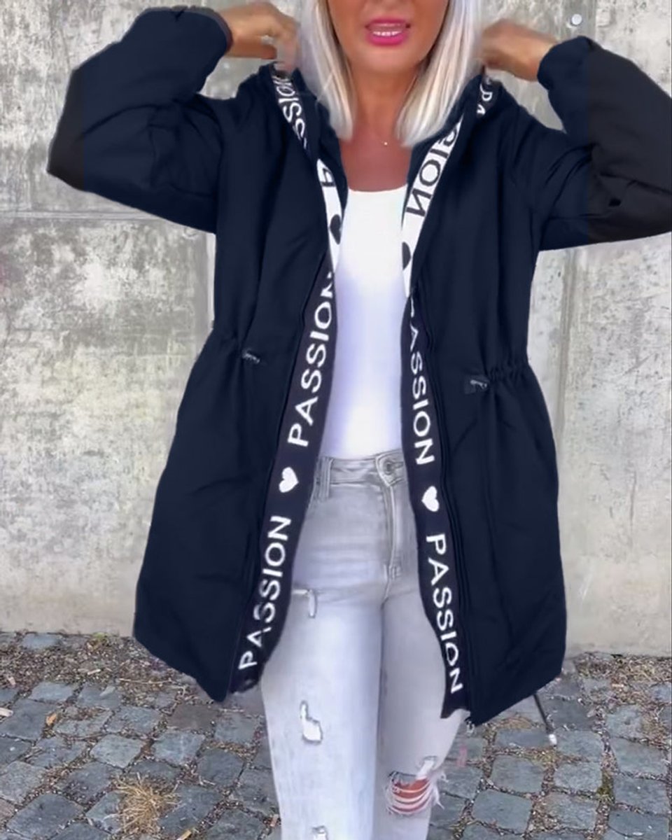 Bonnie – dámská parka s kapucí a stahovací šňůrkou v pase