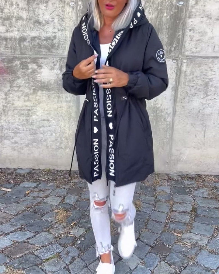 Bonnie – dámská parka s kapucí a stahovací šňůrkou v pase