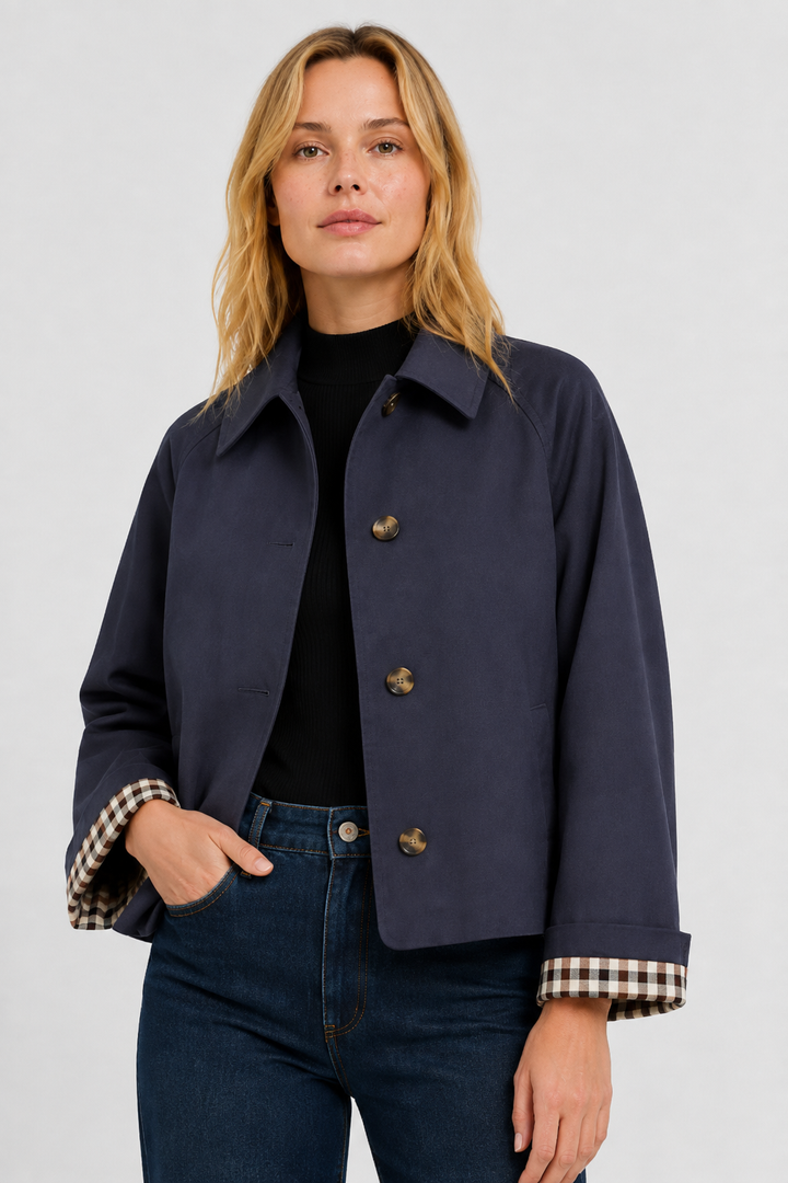 Women's Lightweight Button-Up Jacket with High Collar – view 13
