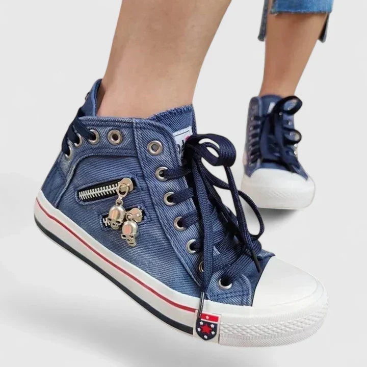 Women's Orthopaedic Trainers with a Cushioned Insole