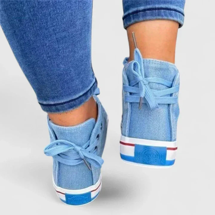 Women's Orthopaedic Trainers with a Cushioned Insole