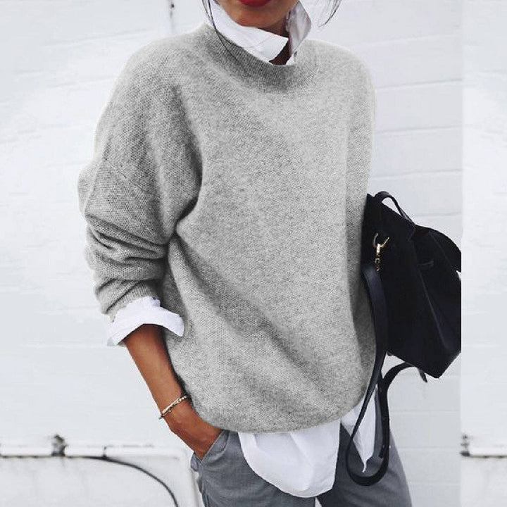 Women's Relaxed Crew Neck Jumper in Soft Knit - photo 2