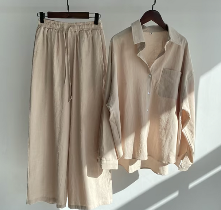 Women's Relaxed Flowing Two-Piece Set with an Elastic Waist