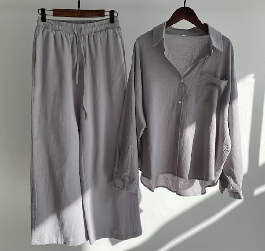 Women's Relaxed Flowing Two-Piece Set with an Elastic Waist