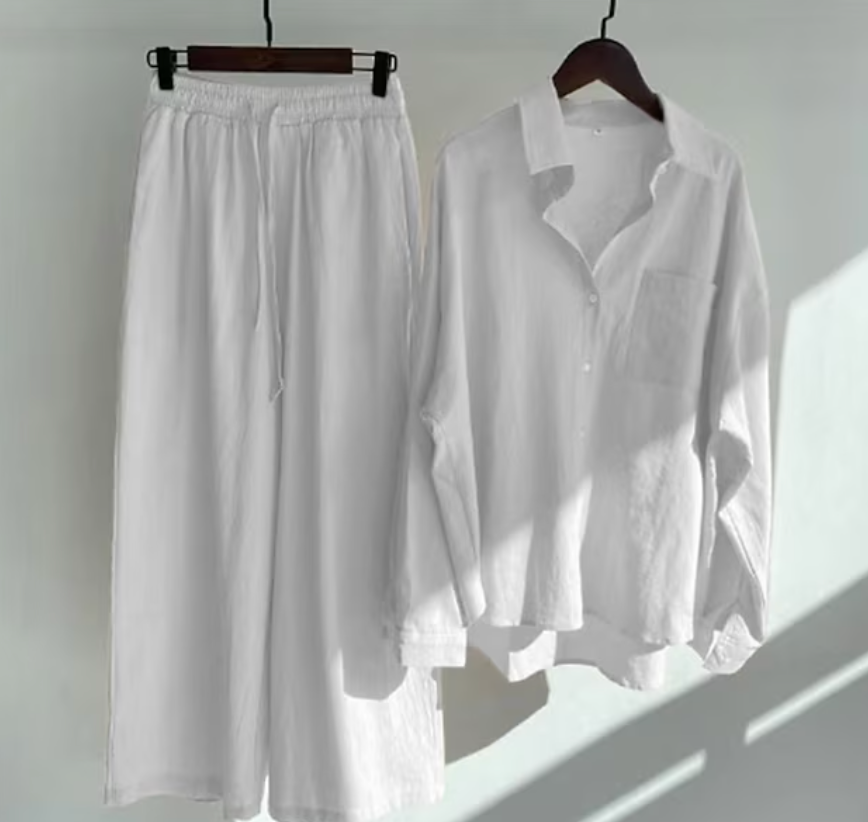 Women's Relaxed Flowing Two-Piece Set with an Elastic Waist