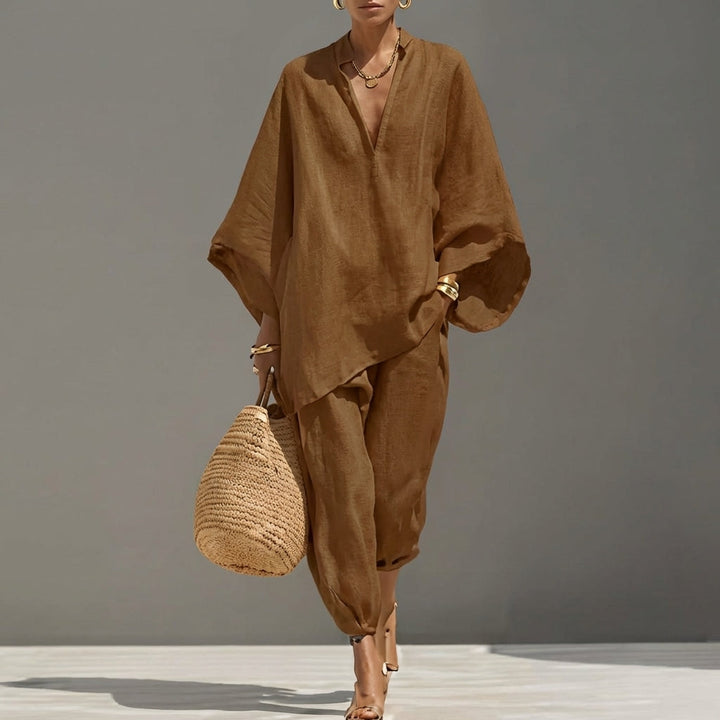 Women's Two-Piece Set with an Oversized Tunic