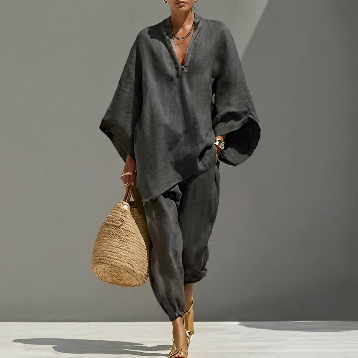Women's Two-Piece Set with an Oversized Tunic
