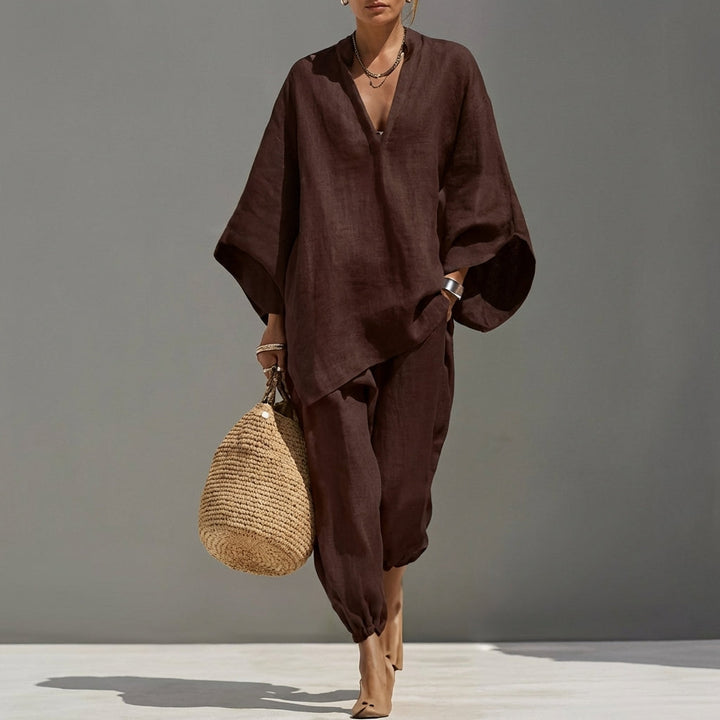Women's Two-Piece Set with an Oversized Tunic