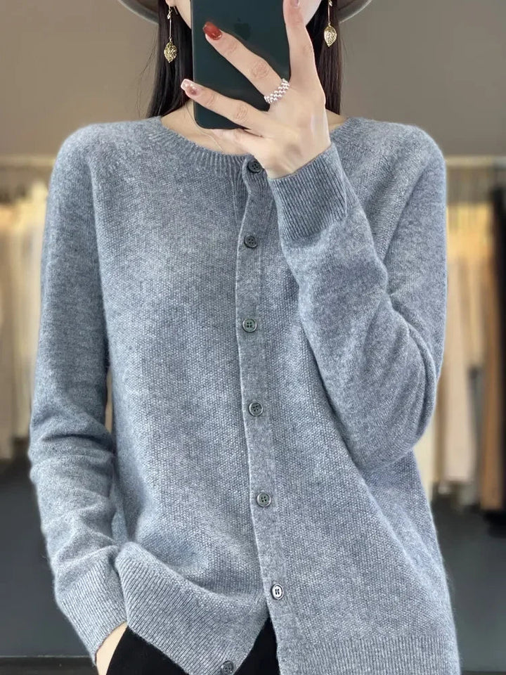 Women's Round Neck Cardigan in Soft Knit - photo 1
