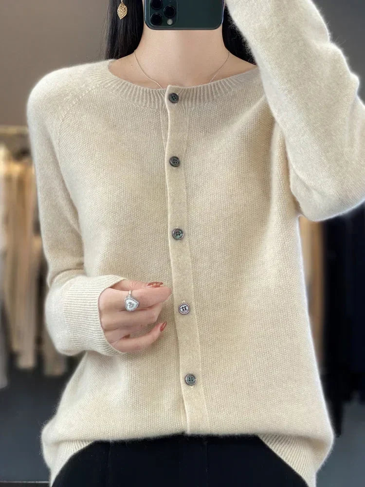 Women's Round Neck Cardigan in Soft Knit - photo 2
