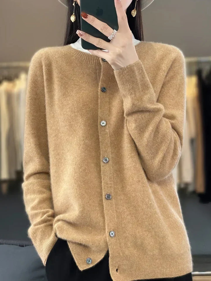 Women's Round Neck Cardigan in Soft Knit - photo 6